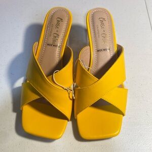 Chase and Chloe Yellow Summer Heels Sandals Size 8W
